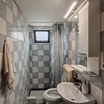 Apartamento With A Parking Space Jelsa, Hvar - 8746