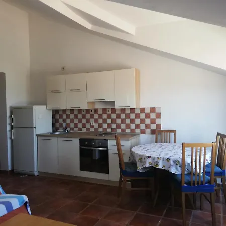 Apartment With A Parking Space Jelsa, Hvar - 8746 Jelsa (Hvar)